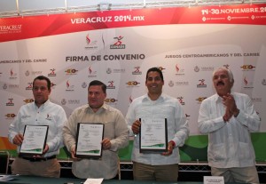 FIRMA-DE-CONVENIO-COVER_CONADE-22-300x207