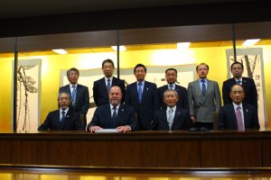 wkf-president-visits-joc-tocog-and-nippon-budokan-350-003