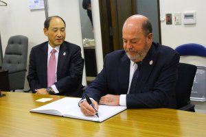 wkf-president-visits-joc-tocog-and-nippon-budokan-350-004