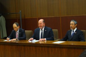 wkf-president-visits-joc-tocog-and-nippon-budokan-350-006
