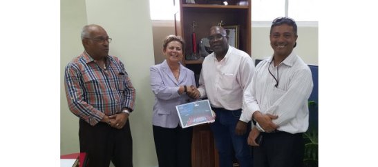 mission-to-panama-812