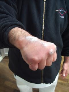 428066_429453930457285_338783433_n